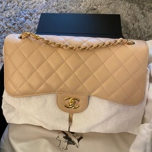 chanel double flap jumbo caviar beige